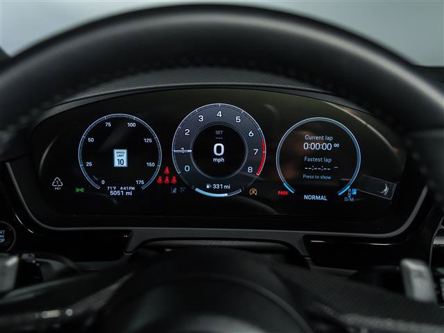 Used 2025 Porsche Cayenne AWD/4WD image 21
