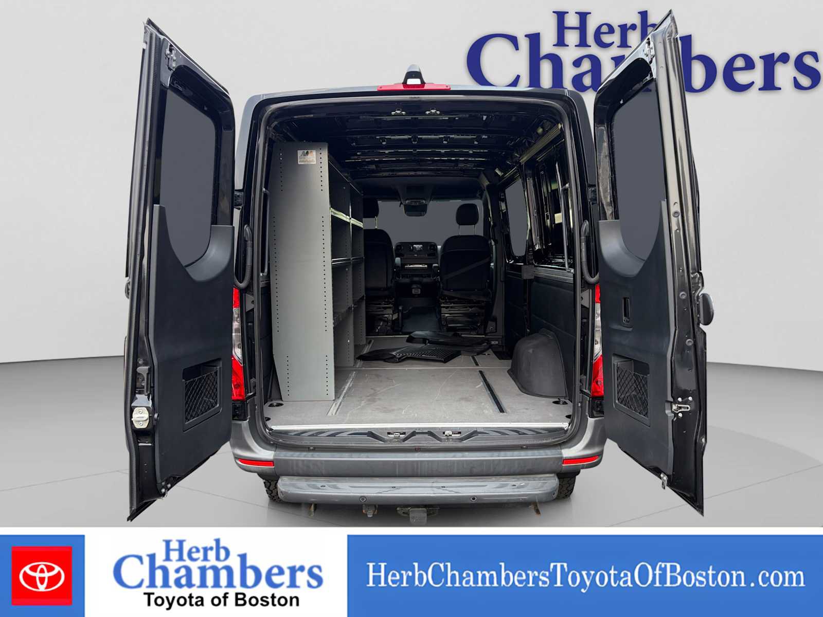 Used 2022 Mercedes-Benz Sprinter 2500 image 14