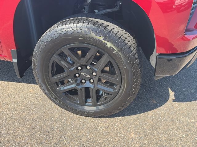 Used 2025 Chevrolet Silverado 1500 LT Trail Boss w/ LT Trail Boss Premium Package AWD/4WD image 11