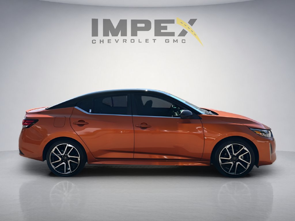 Used 2024 Nissan Sentra SR FWD image 6
