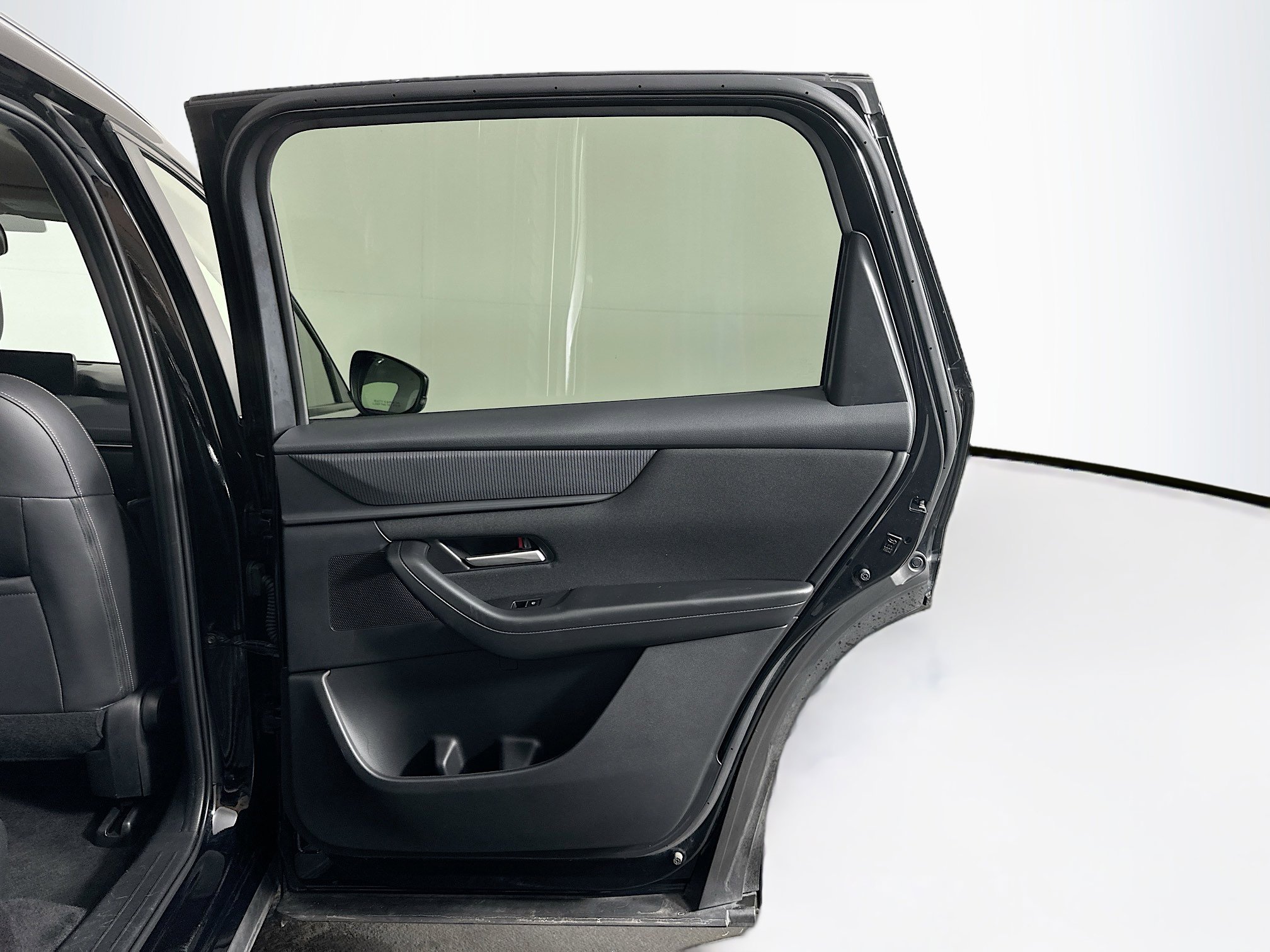 Used 2025 MAZDA CX-90 3.3 Turbo w/ Select Package image 33