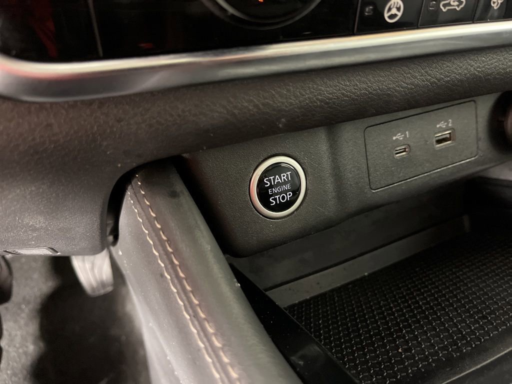 Used 2023 Nissan Rogue SL image 32