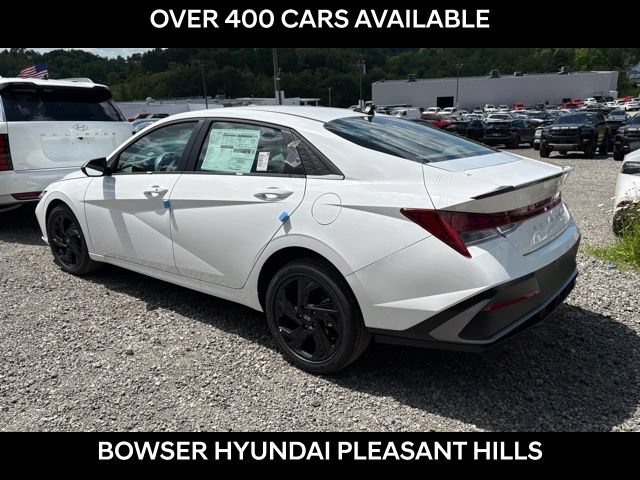 New 2026 Hyundai Elantra SEL Sport Premium FWD image 3