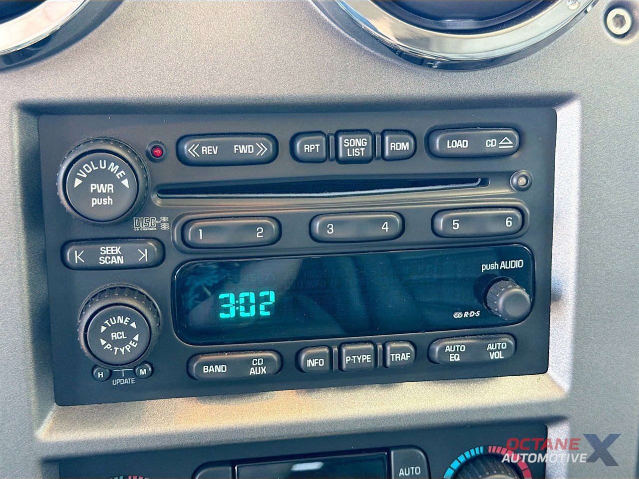 Used 2003 HUMMER H2 w/ Preferred Equipment Group image 12