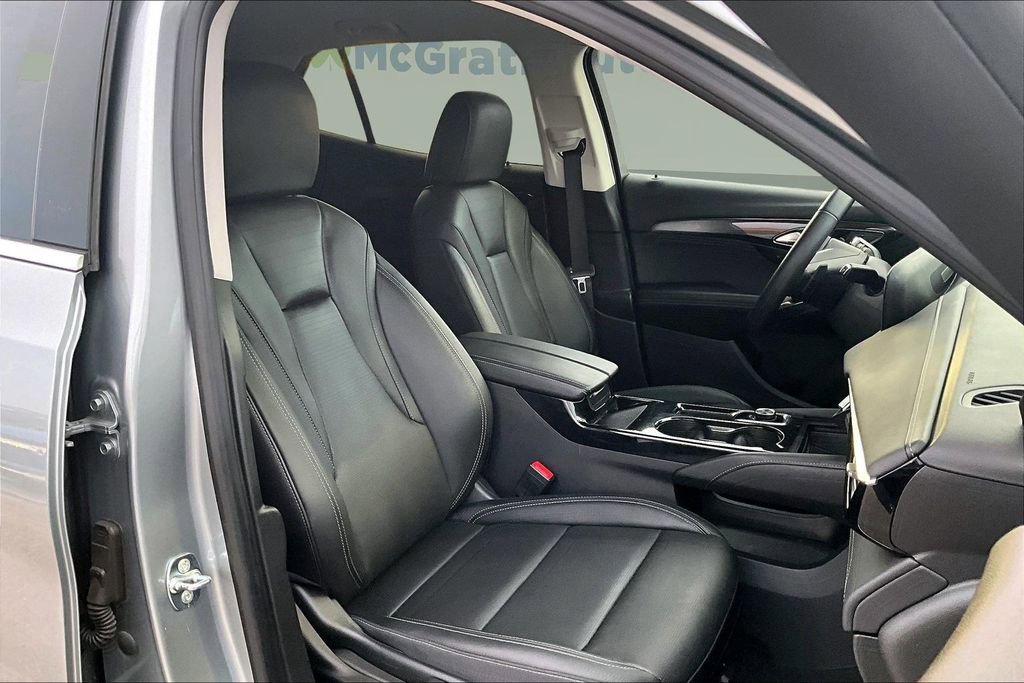 Certified 2025 Buick Envision Preferred image 30