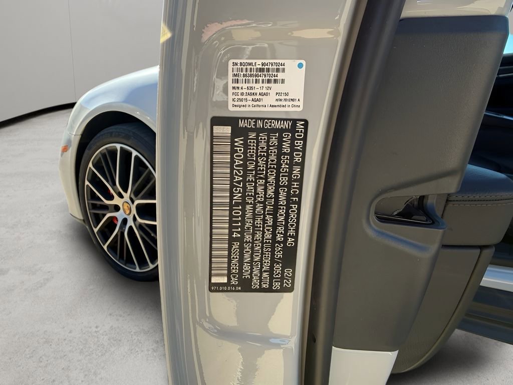 Used 2022 Porsche Panamera Platinum Edition image 16