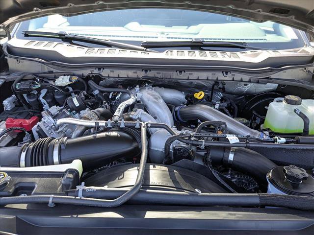 New 2026 Ford F250 Lariat w/ Black Appearance Package AWD/4WD image 17