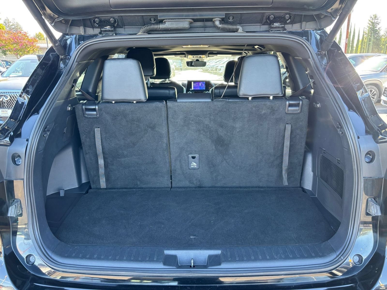 Used 2025 Toyota Highlander XSE AWD/4WD image 30