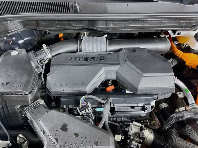 Used 2025 Kia Carnival EX FWD image 32