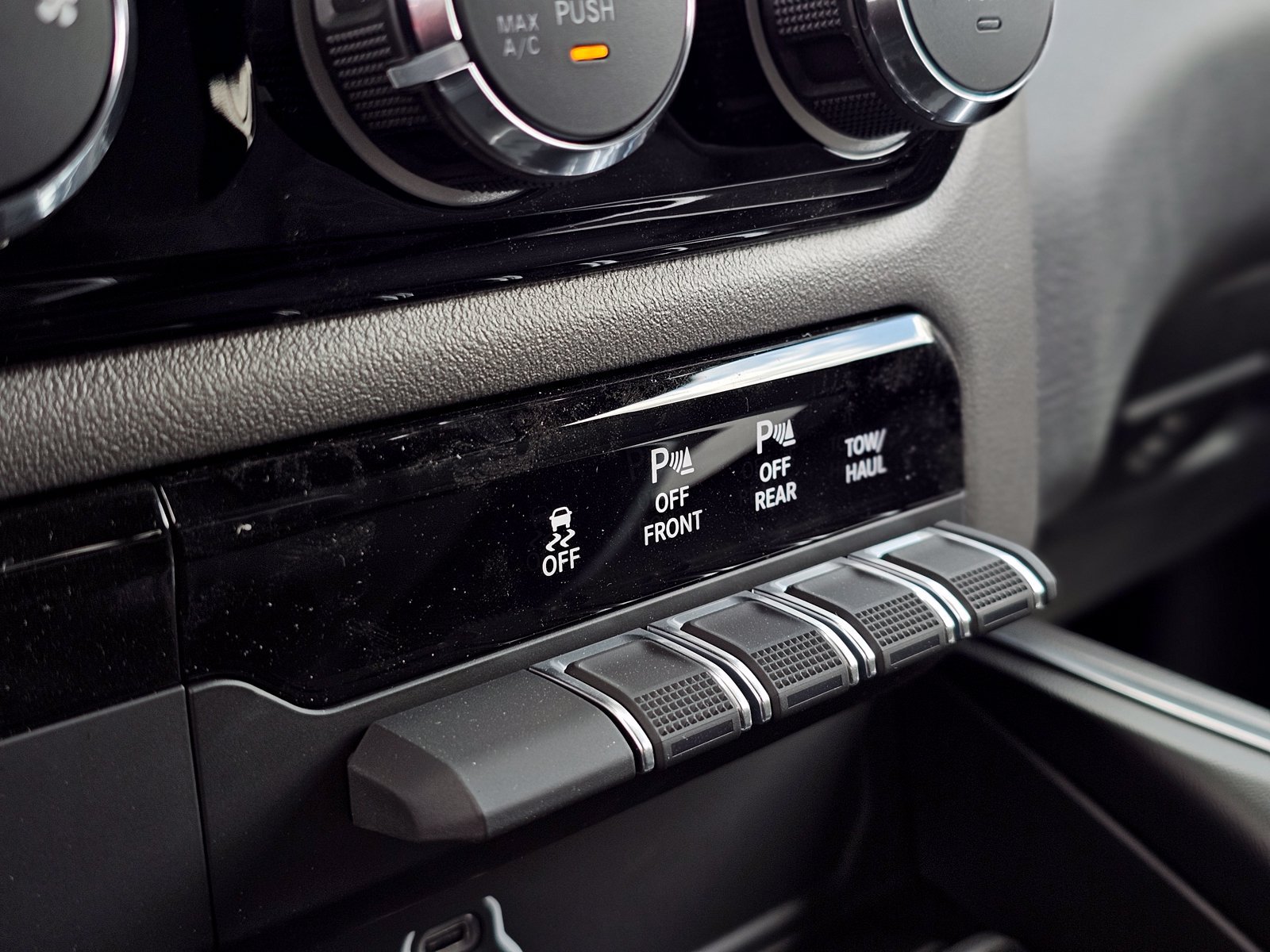 New 2026 RAM 1500 Big Horn w/ Night Edition RWD image 12