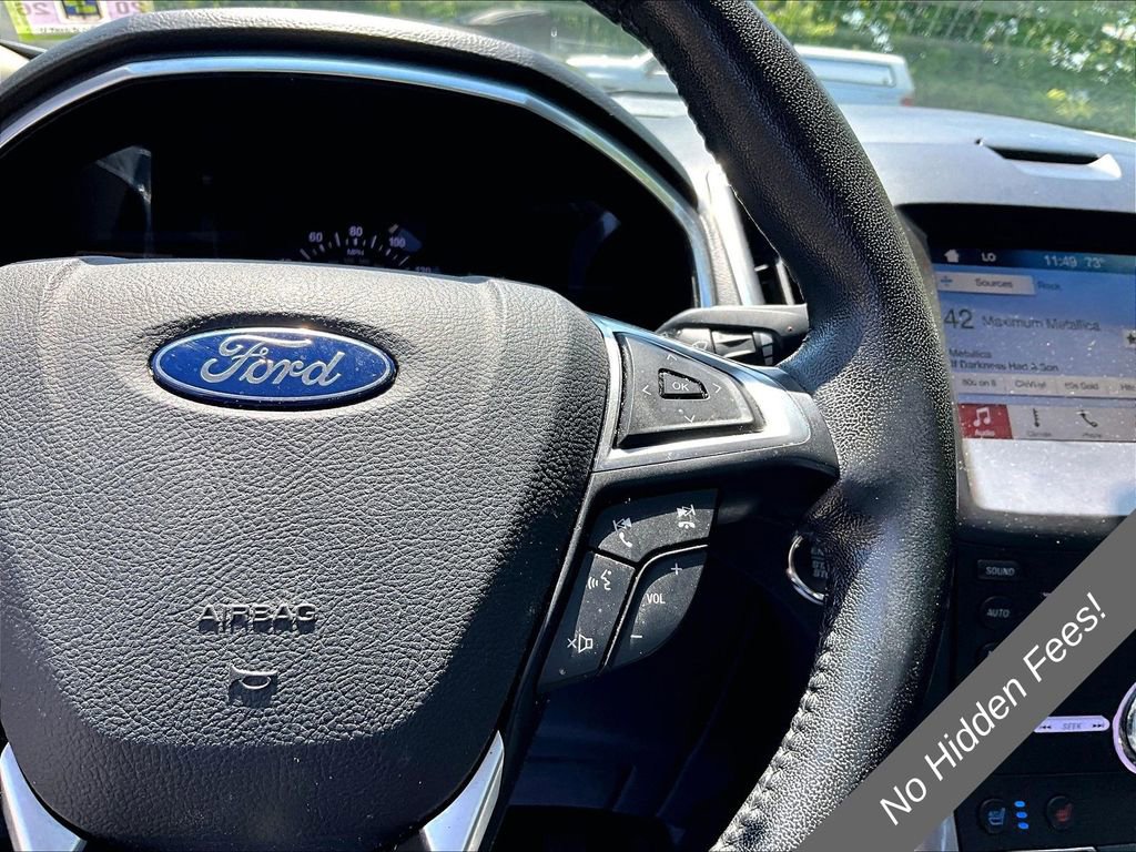 Used 2019 Ford Edge Titanium w/ Equipment Group 301A FWD image 17