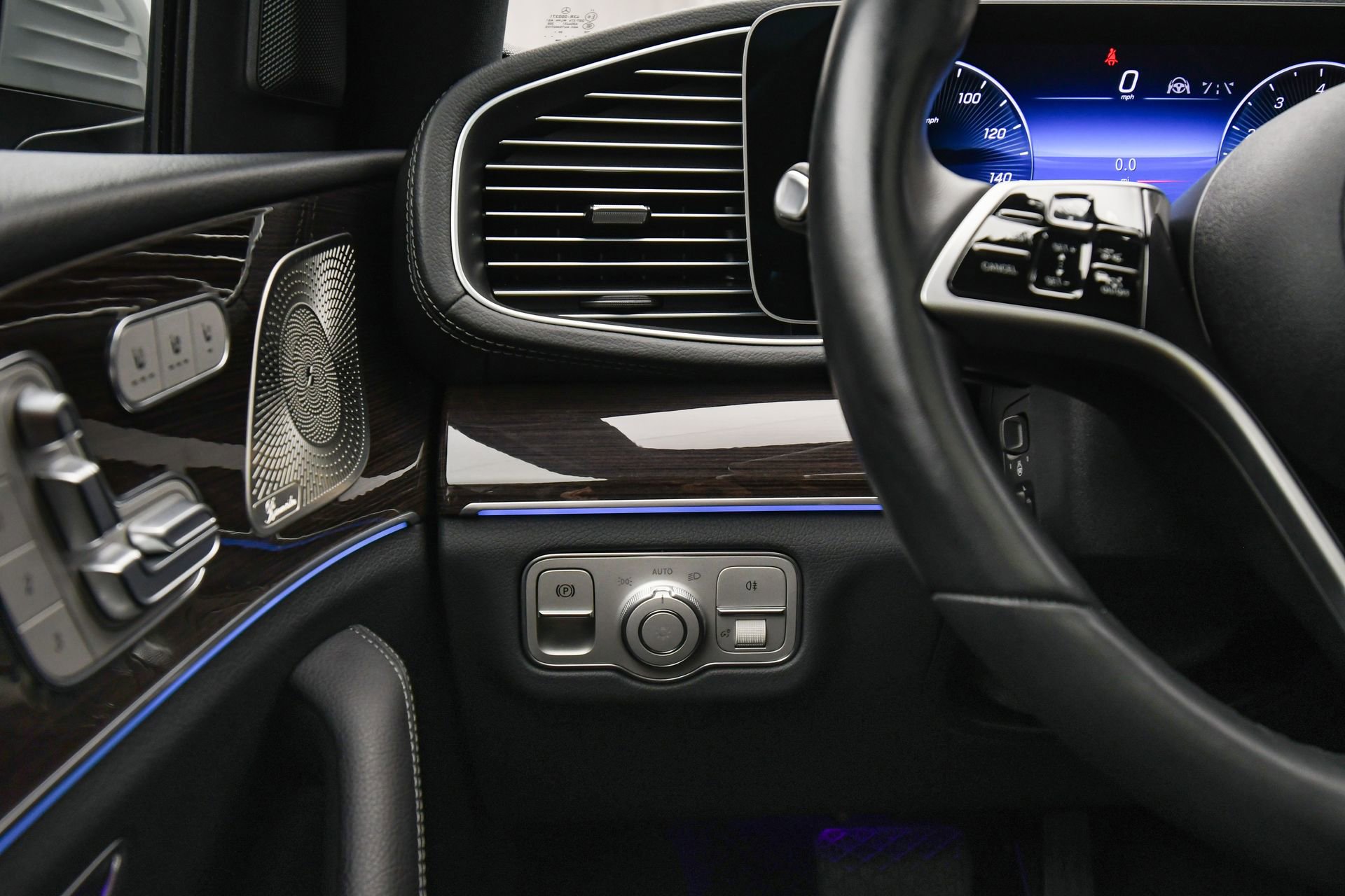 Used 2025 Mercedes-Benz GLS 450 4MATIC image 34