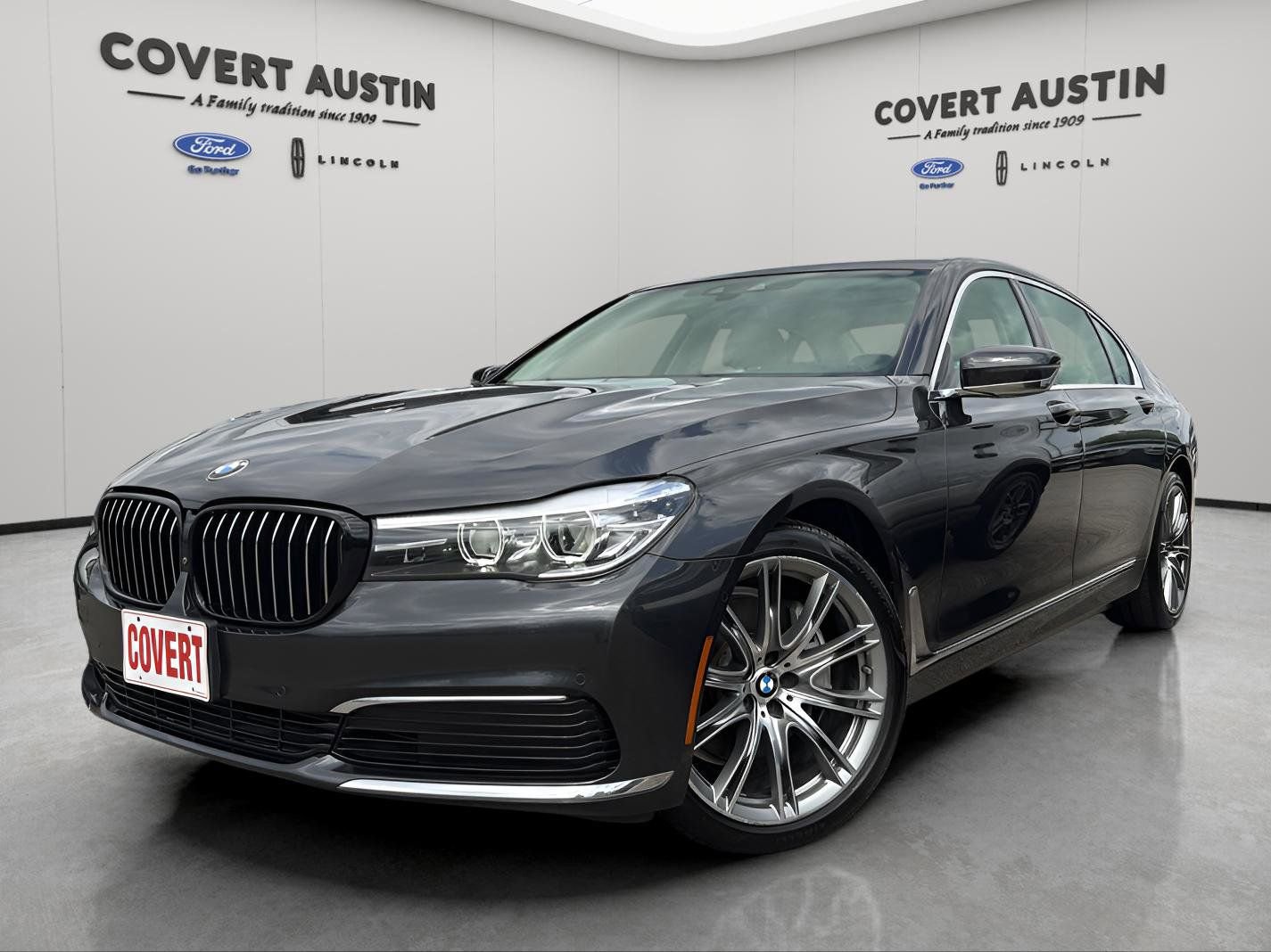 Used 2019 BMW 740i w/ Executive Package image 1