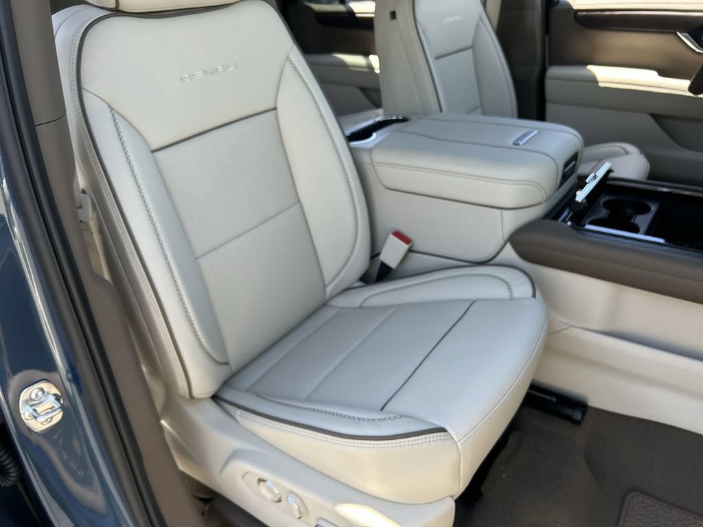 New 2026 GMC Yukon Denali AWD/4WD image 28