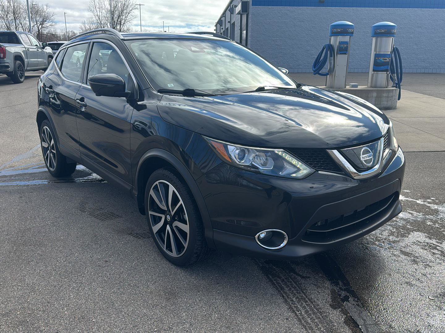 Used 2019 Nissan Rogue Sport SL w/ Premium Package image 9