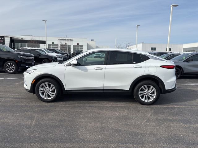 Certified 2025 Buick Envista Sport Touring FWD image 9
