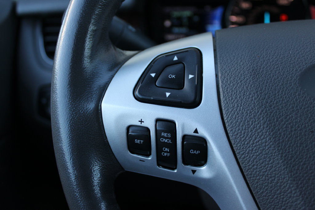 Used 2013 Ford Edge Limited FWD image 8