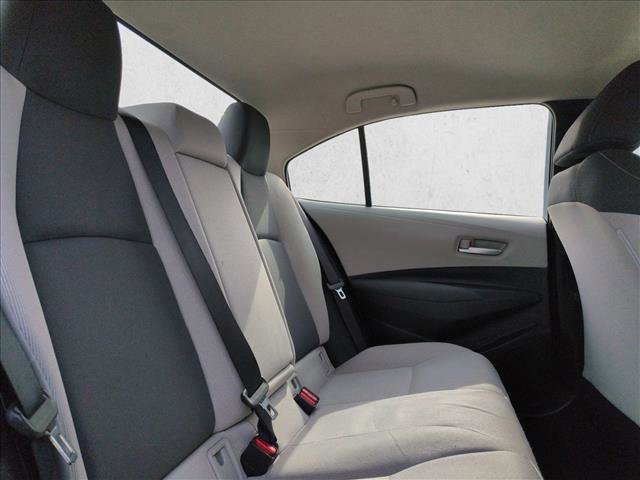 Used 2021 Toyota Corolla LE image 17