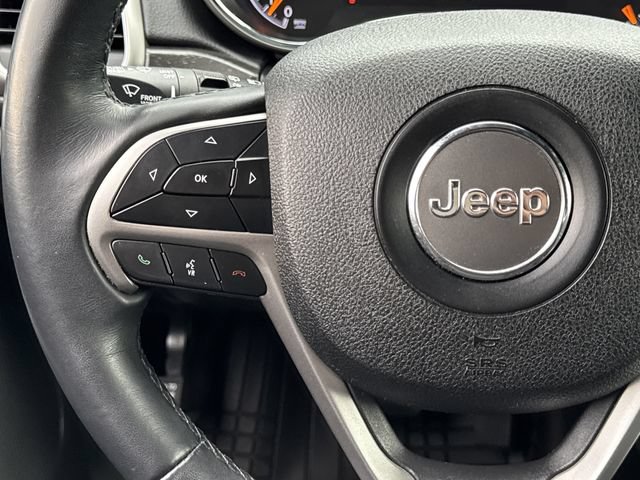 Used 2018 Jeep Grand Cherokee Laredo AWD/4WD image 15