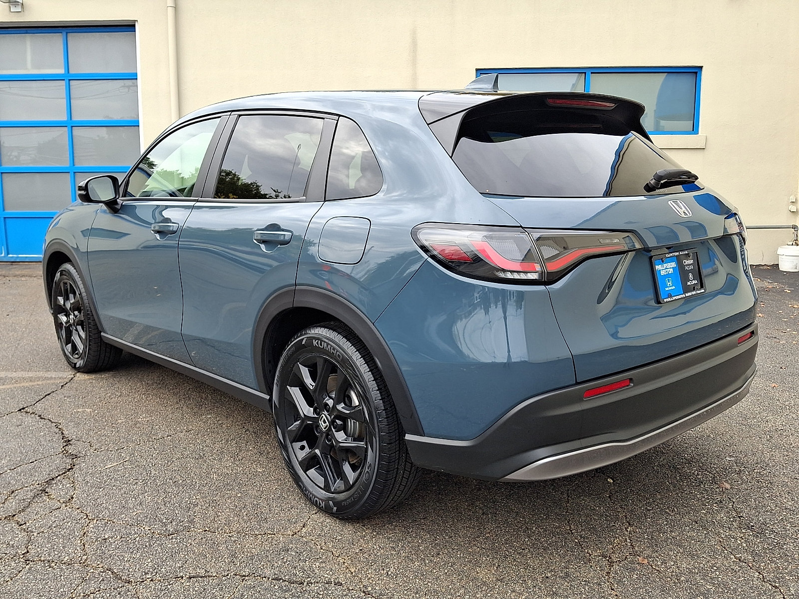 Certified 2025 Honda HR-V Sport image 6