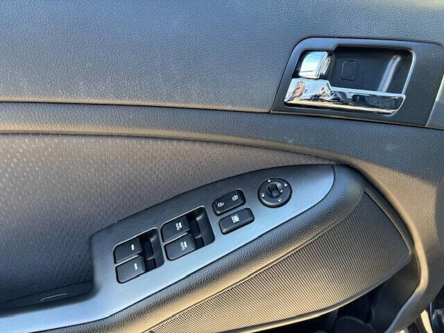 Used 2011 Kia Optima EX FWD image 33