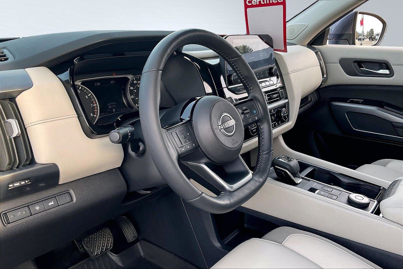 Certified 2024 Nissan Pathfinder SL w/ SL Premium Package image 15