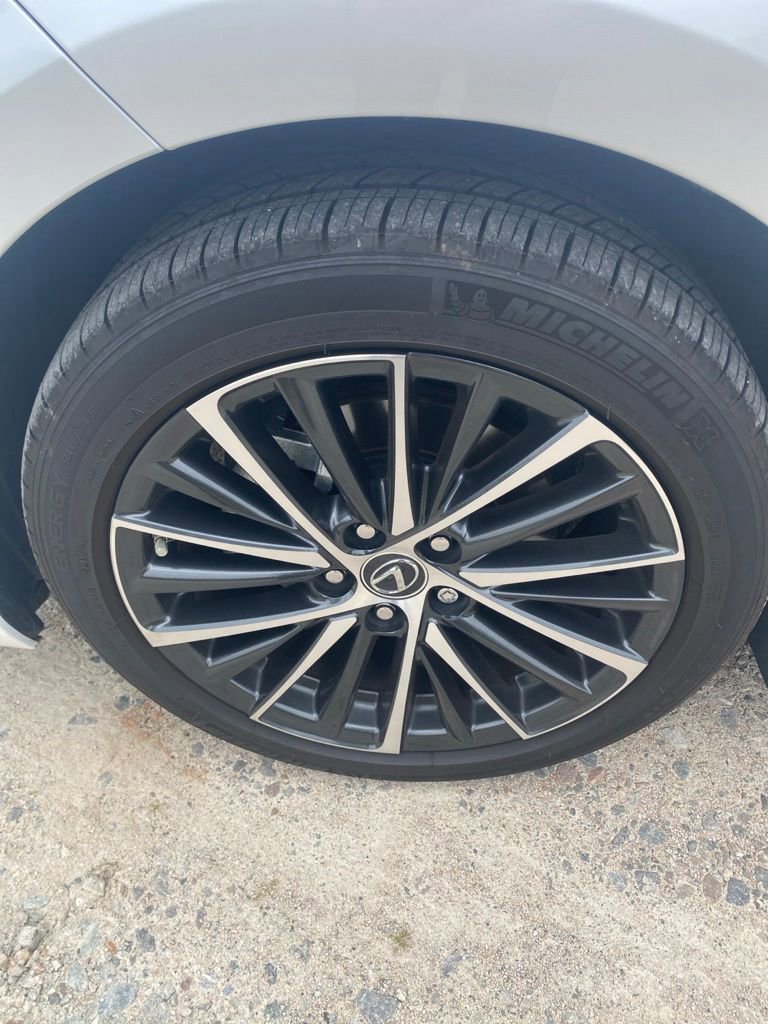 Used 2024 Lexus ES 300h w/ Premium Package FWD image 5