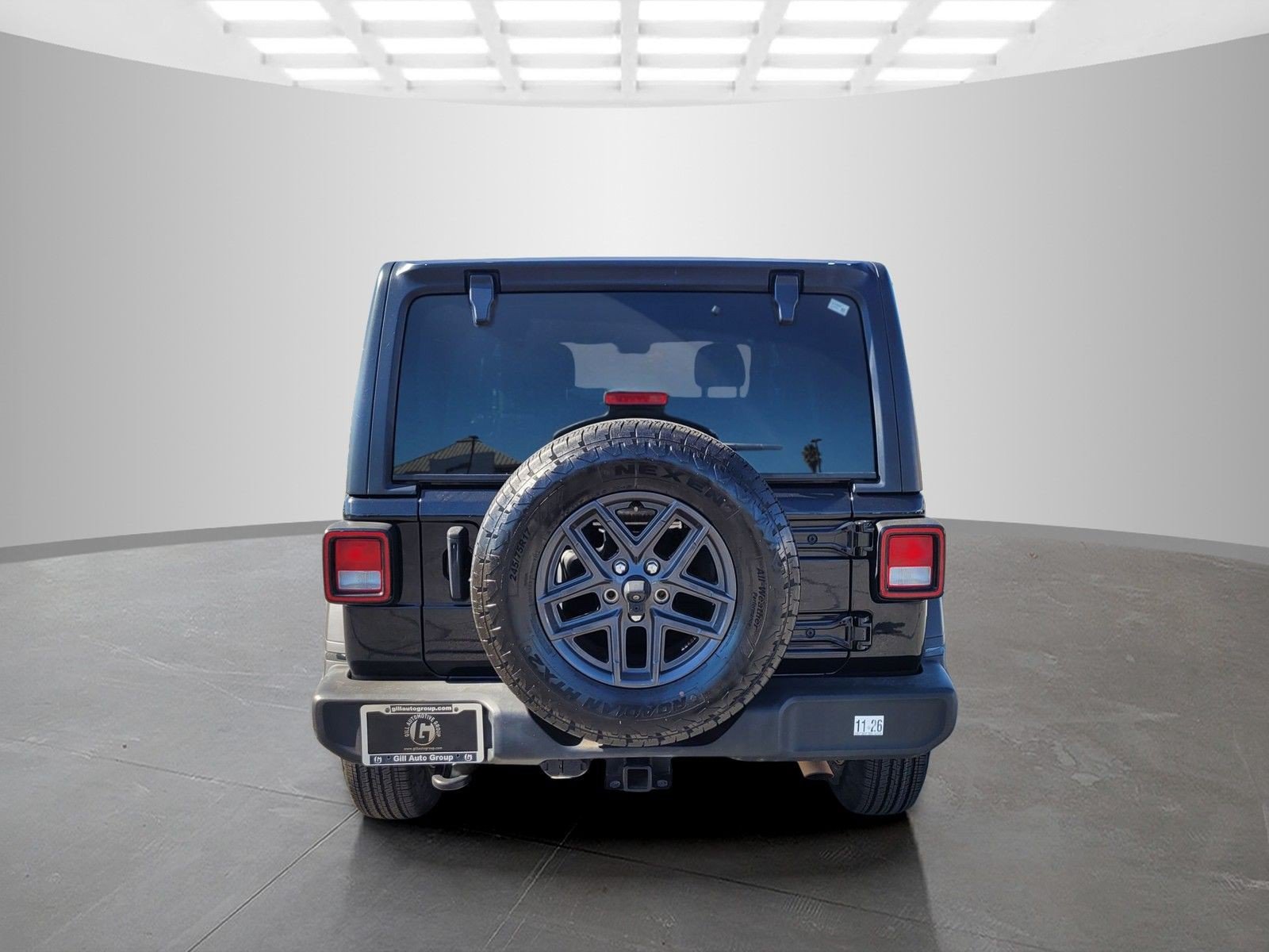 Used 2024 Jeep Wrangler Unlimited Sport AWD/4WD image 7