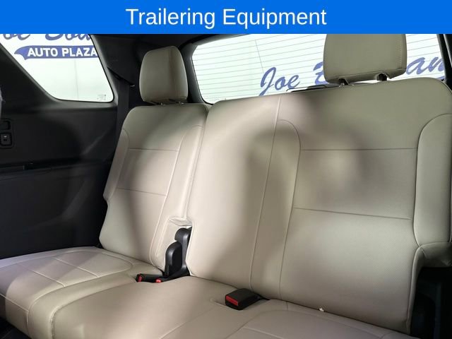 Used 2022 Chevrolet Traverse Premier image 15