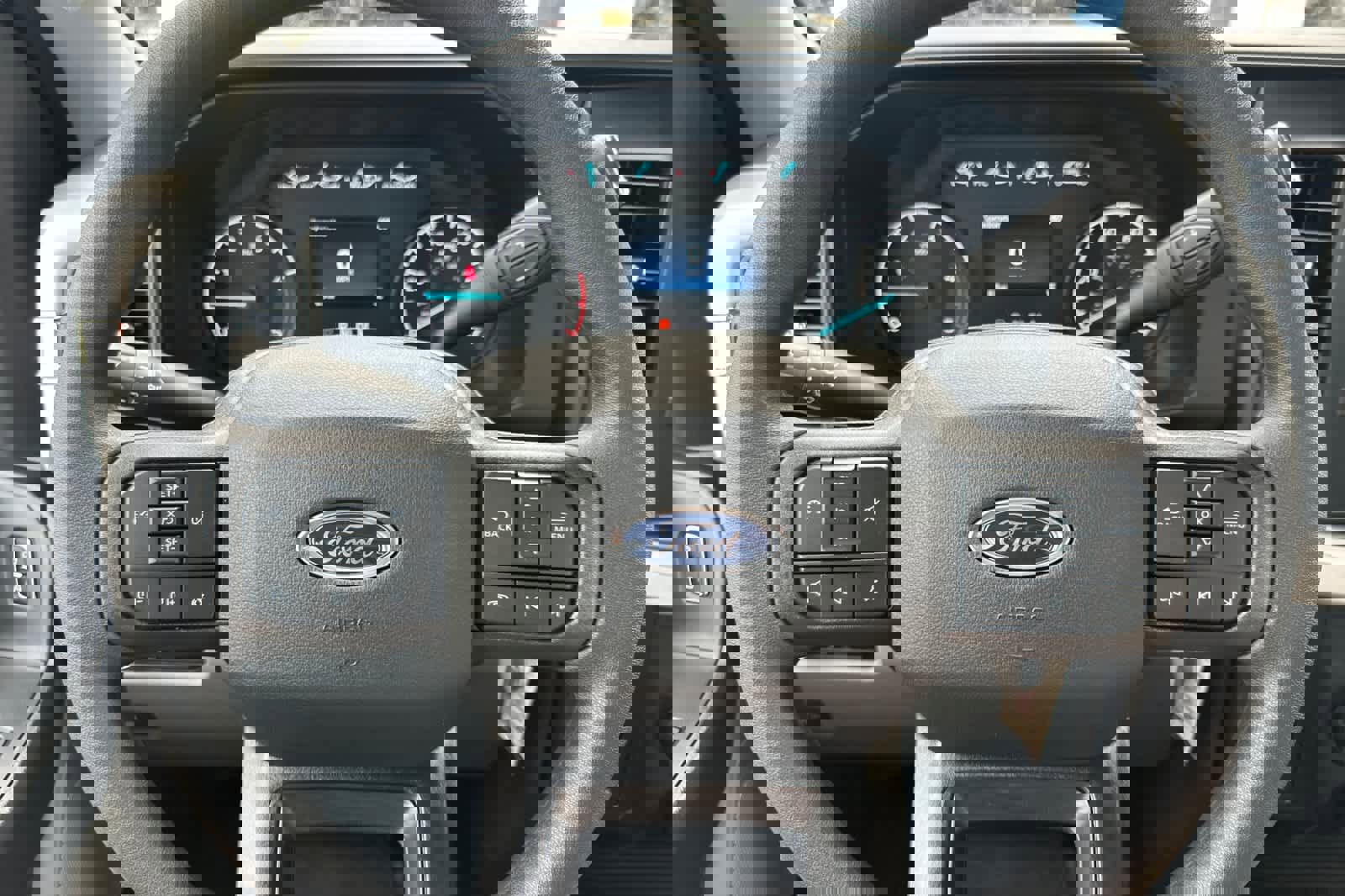 New 2026 Ford F350 4x4 Crew Cab Super Duty image 17