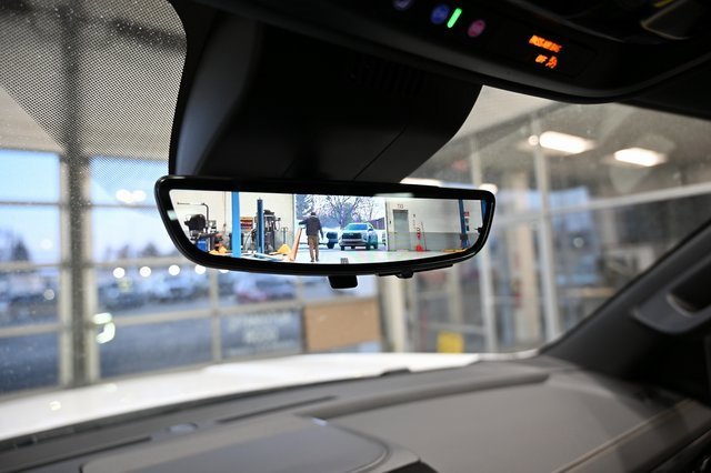 New 2026 GMC Yukon XL Elevation w/ Elevation Premium Package image 15