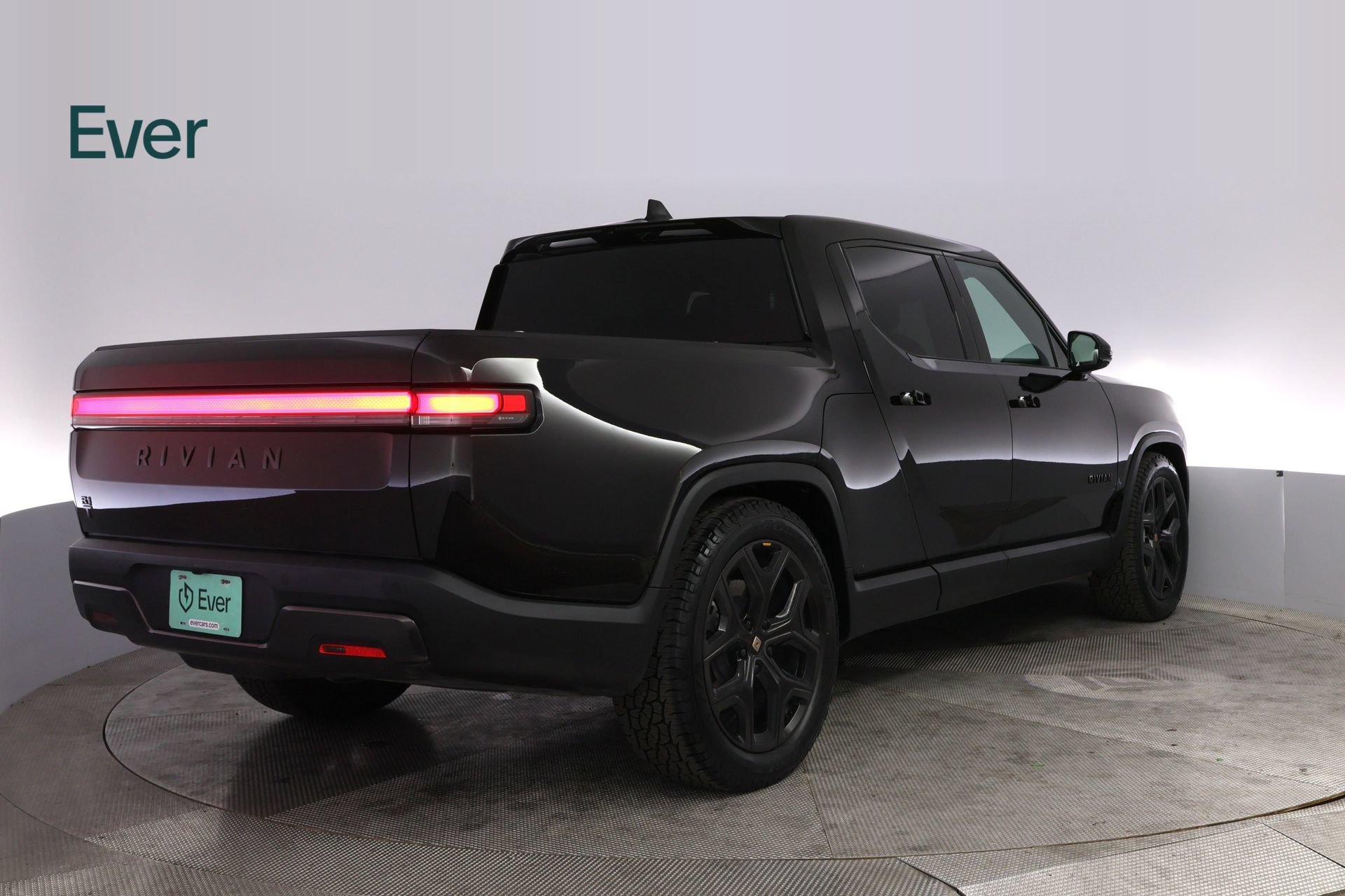 Used 2026 Rivian R1T Adventure AWD/4WD image 3