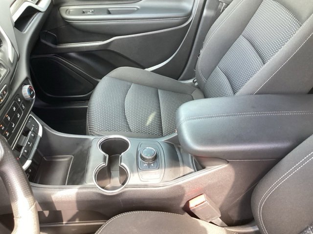 Used 2024 GMC Terrain SLE image 37