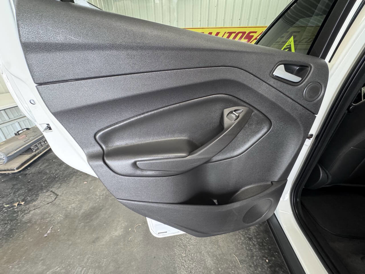 Used 2013 Ford Escape SEL image 34