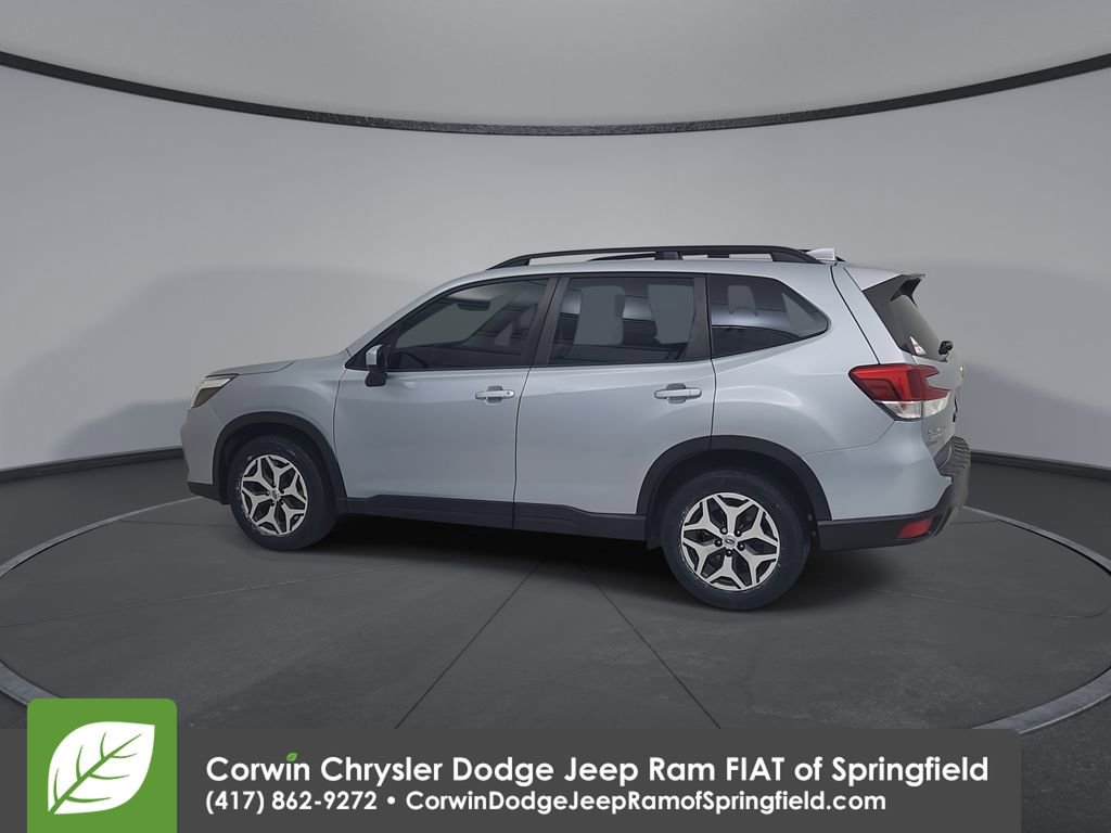 Used 2021 Subaru Forester Premium AWD/4WD image 9