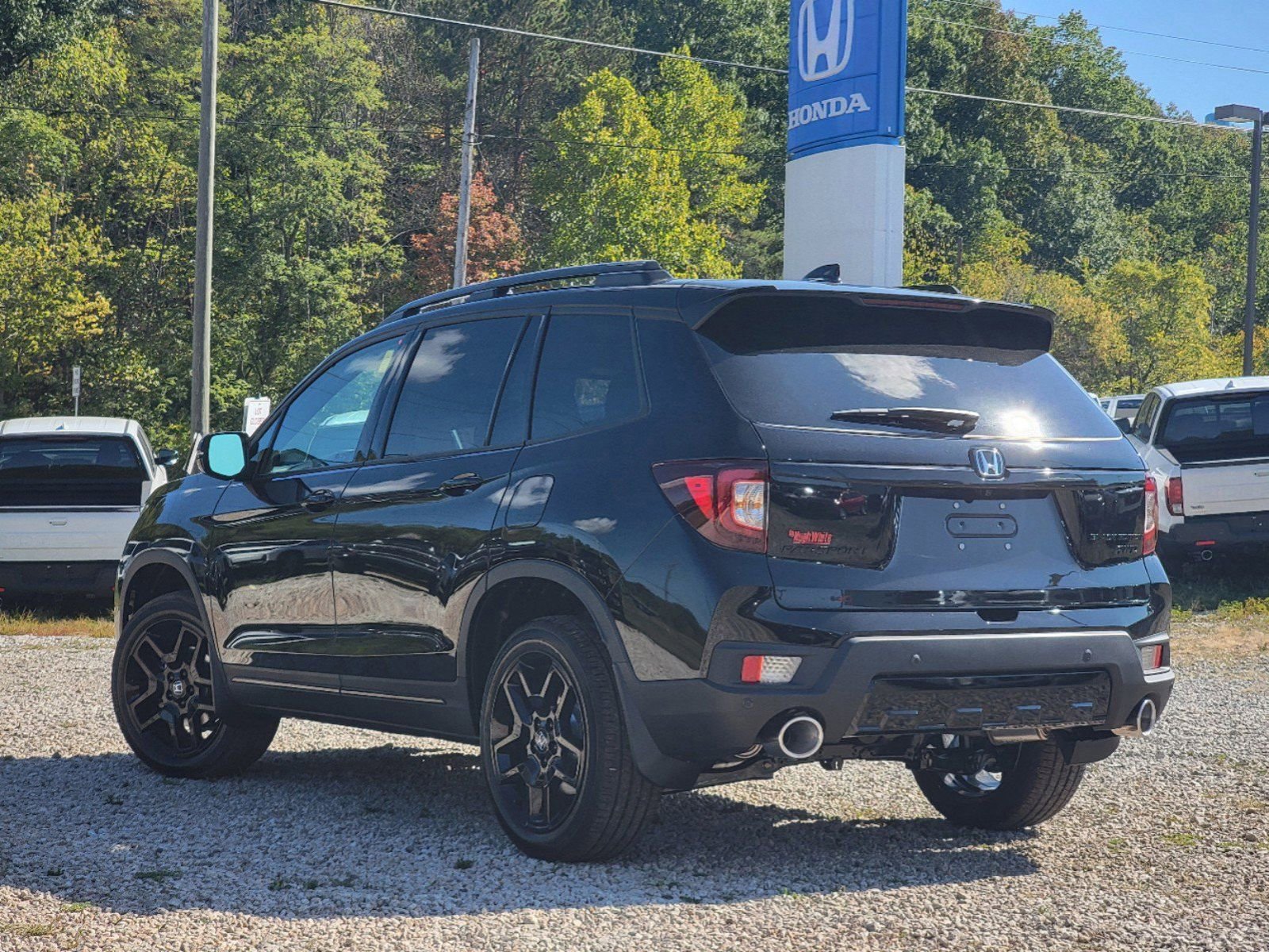 Used 2025 Honda Passport Black Edition image 10