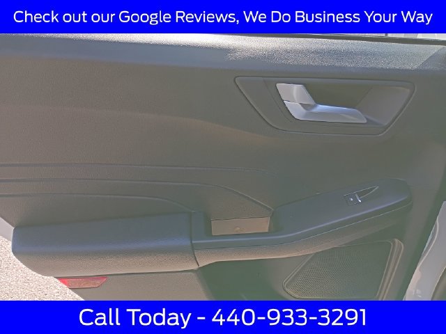 Used 2025 Ford Escape ST-Line Select AWD/4WD image 31