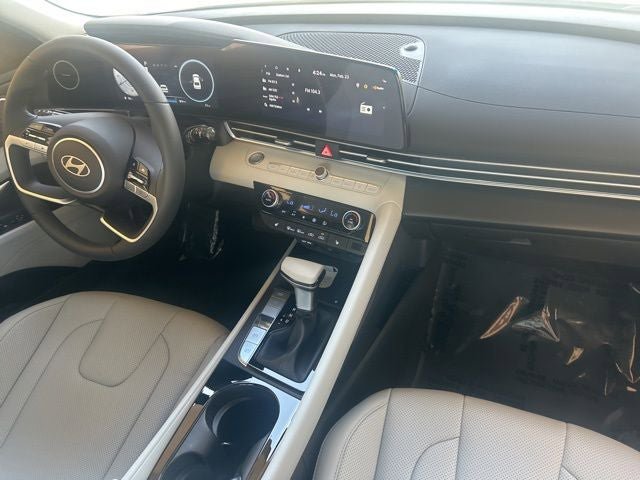 New 2026 Hyundai Elantra Limited image 35