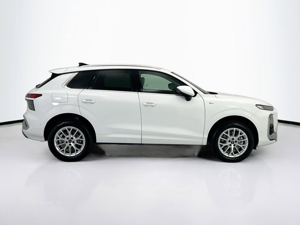 Used 2026 Audi Q3 quattro 2.0T AWD/4WD image 4
