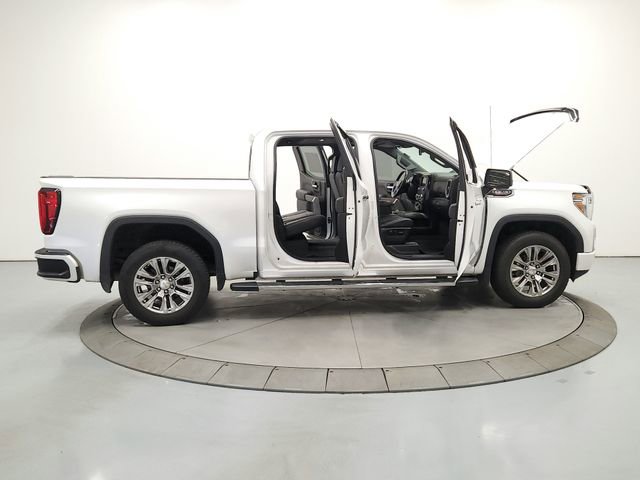 Used 2021 GMC Sierra 1500 Denali w/ Driver Alert Package II AWD/4WD image 16