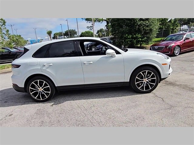 Used 2023 Porsche Cayenne image 24