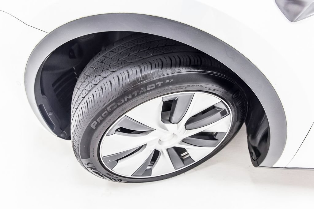 Used 2021 Tesla Model Y 2WD image 13