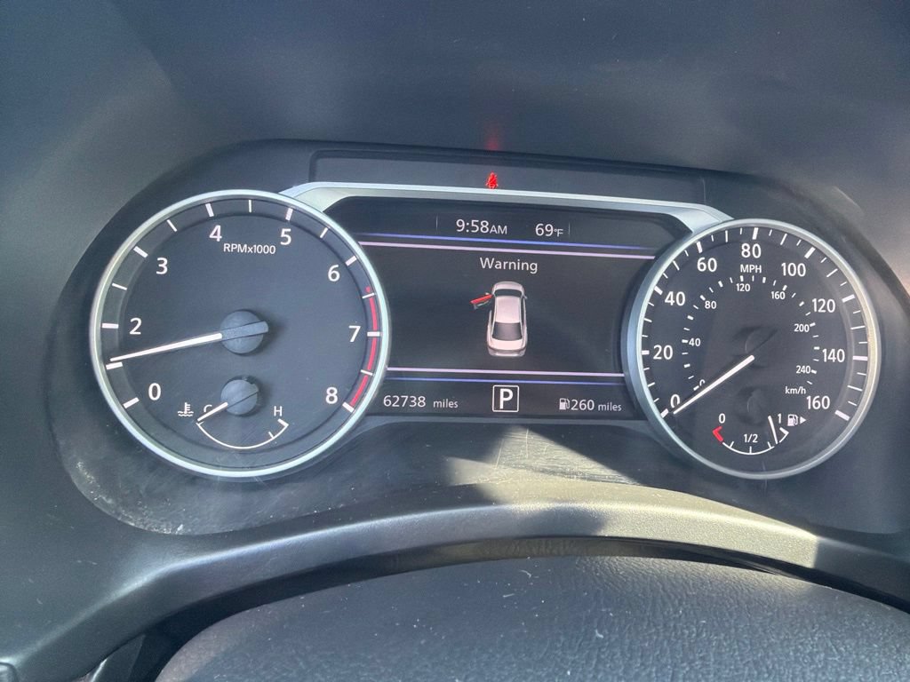 Used 2024 Nissan Sentra SV FWD image 12