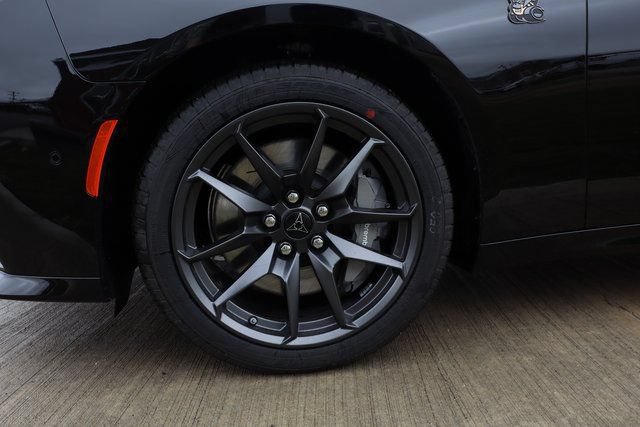 New 2026 Dodge Charger Scat Pack w/ Blacktop Package AWD/4WD image 23