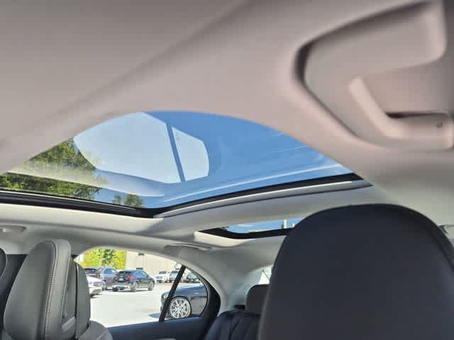 New 2027 Mercedes-Benz E 350 4MATIC Sedan image 18
