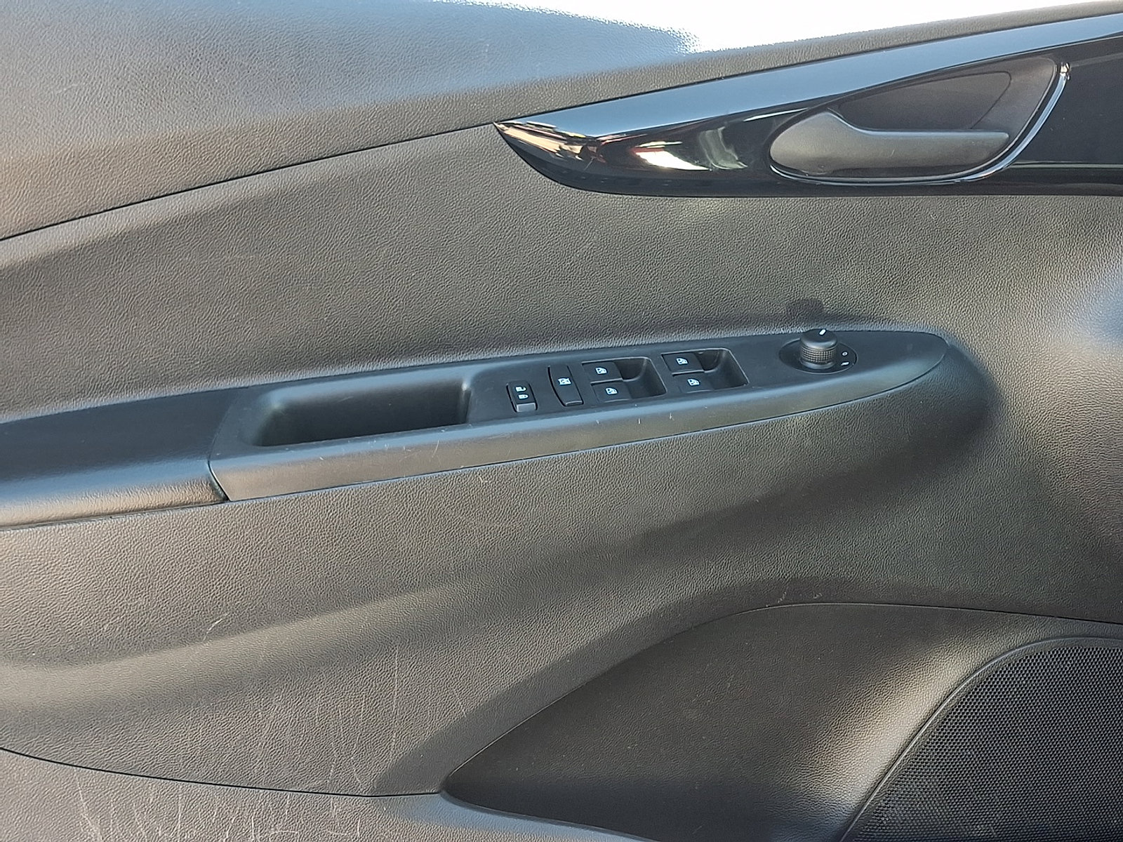 Used 2022 Chevrolet Spark LT image 12