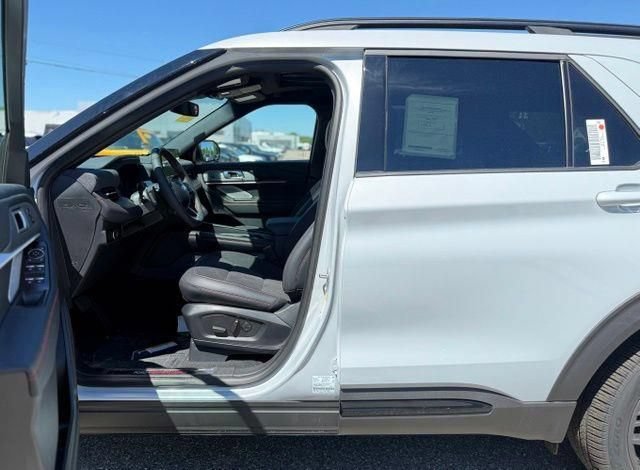 New 2026 Ford Explorer ST w/ Sun And Sound Package AWD/4WD image 12