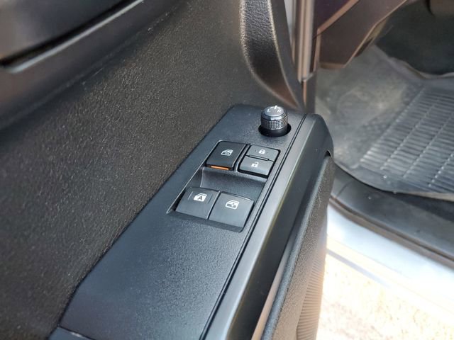 Used 2021 Toyota Tacoma SR w/ SR Convenience Package image 17