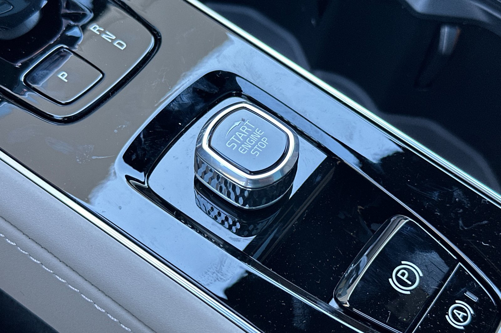 New 2026 Volvo XC90 B6 Plus image 21