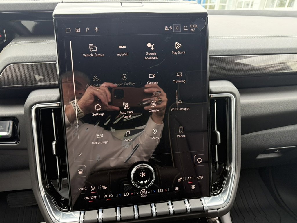 New 2026 GMC Yukon Elevation w/ LPO, Floor Liner Package image 18